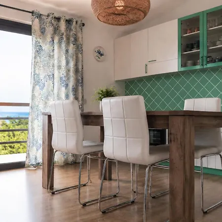 Bellavista Apartment *